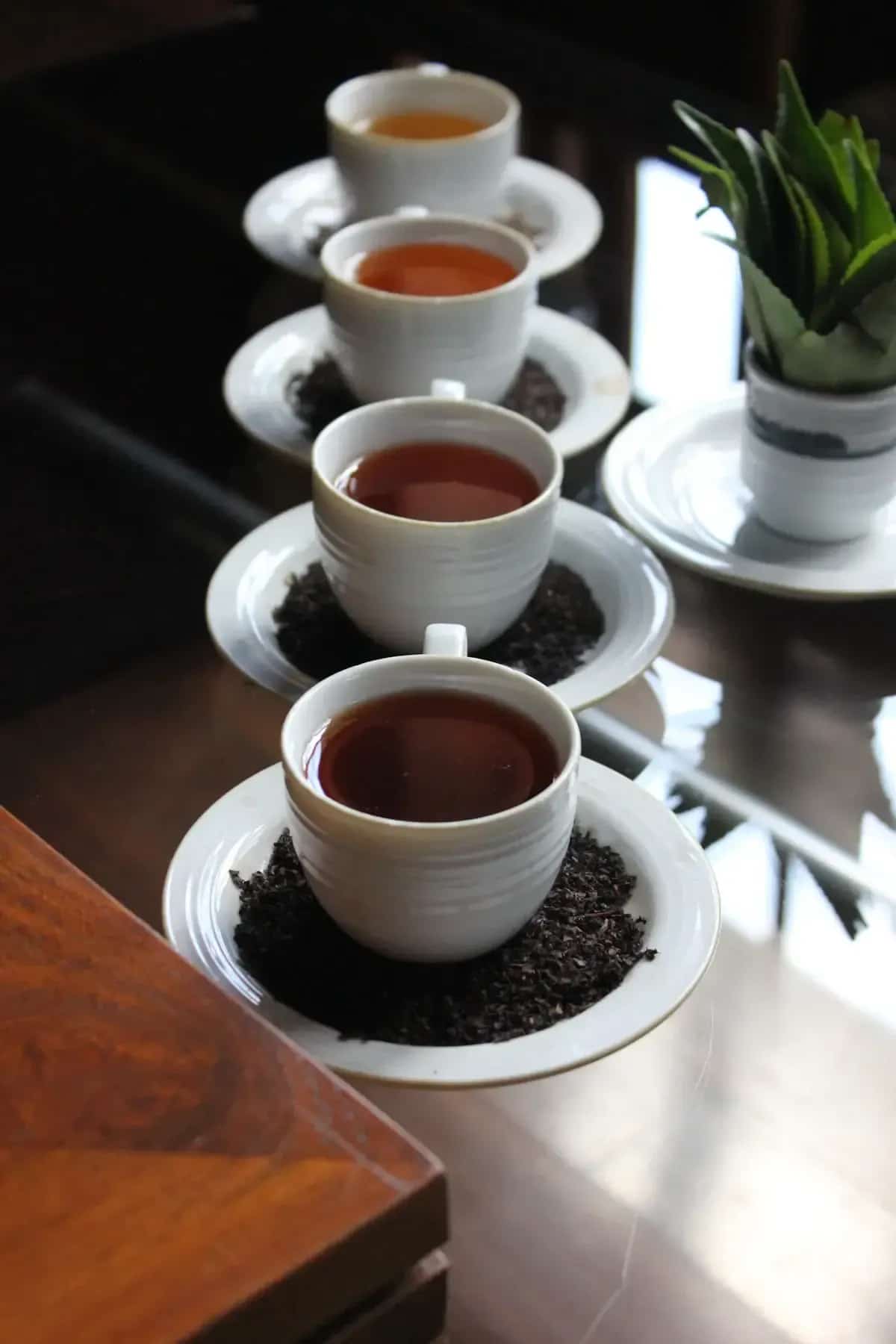 Tassen mit Ceylon-Tee
