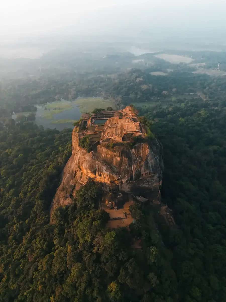 Löwenfelsen Sigiriya im grünen Kulturdreieck